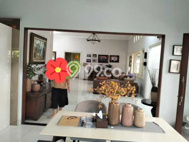 For Sale! Premium House LT 988m2 Desain Elegan di Tanah Sareal For Sale! Premium House LT 988m2 Desain Elegan di Tanah Sareal
