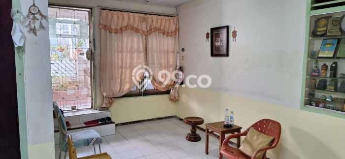 For Sale Rumah 3 Kamar Lokasi Strategis Nyaman dan Strategis di Kelapa Gading For Sale Rumah 3 Kamar Lokasi Strategis Nyaman dan Strategis di Kelapa Gading
