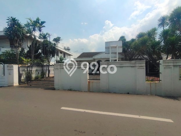 Hunian Elit LB 500m2 Siap Huni Desain Elegan di Pondok Kelapa, Jakarta Timur Hunian Elit LB 500m2 Siap Huni Desain Elegan di Pondok Kelapa, Jakarta Timur