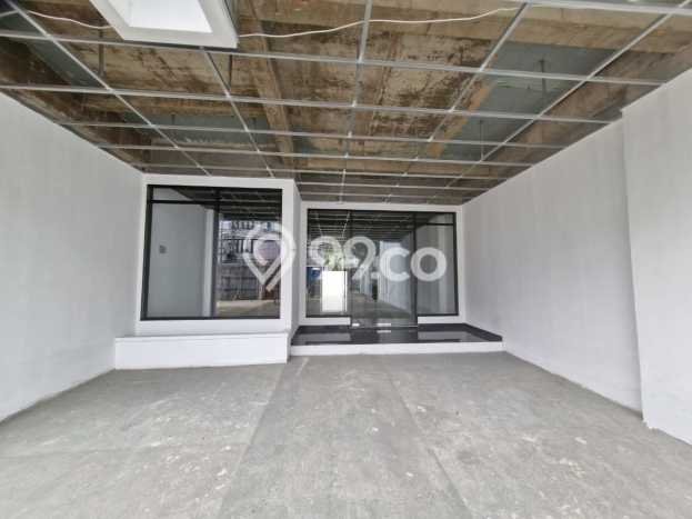Komersial Bagus Dijual LB 448m2 Lokasi Strategis Jakarta Timur Area Cocok untuk Bisnis Komersial Bagus Dijual LB 448m2 Lokasi Strategis Jakarta Timur Area Cocok untuk Bisnis