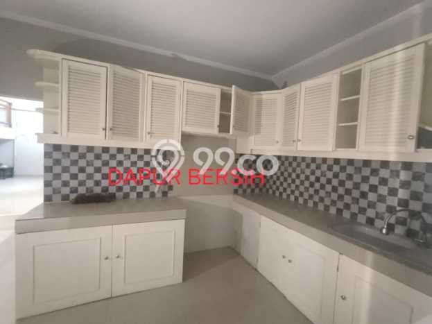 For Sale Rumah 2 Kamar Lokasi Strategis Nyaman dan Strategis di Kelapa Gading For Sale Rumah 2 Kamar Lokasi Strategis Nyaman dan Strategis di Kelapa Gading