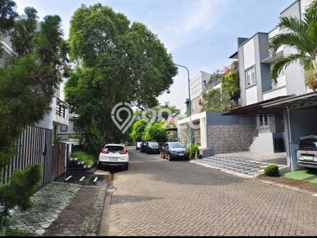 Hot Offer Hunian Mewah Ideal dan Luas di Cimanggis, Depok Hot Offer Hunian Mewah Ideal dan Luas di Cimanggis, Depok