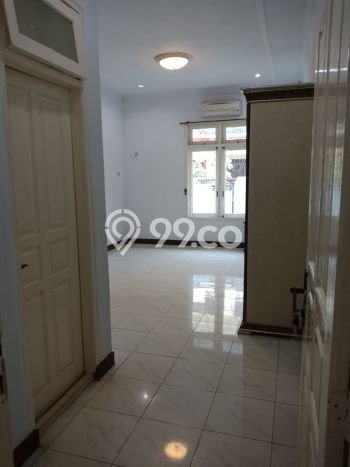 Rumah Luxury Modern Tanpa Renovasi di Rawamangun Jakarta Timur Rumah Luxury Modern Tanpa Renovasi di Rawamangun Jakarta Timur