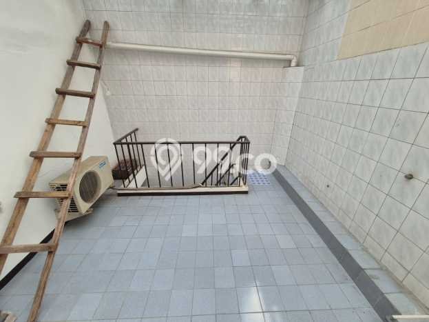 Jual Rumah Strategis Bagus Punya 2 KT di Kelapa Gading Jakarta Utara SHM Jual Rumah Strategis Bagus Punya 2 KT di Kelapa Gading Jakarta Utara SHM