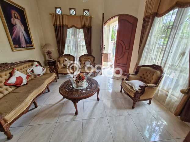 Hunian Elit LB 280m2 Siap Pakai Desain Elegan di Klender, Jakarta Timur Hunian Elit LB 280m2 Siap Pakai Desain Elegan di Klender, Jakarta Timur