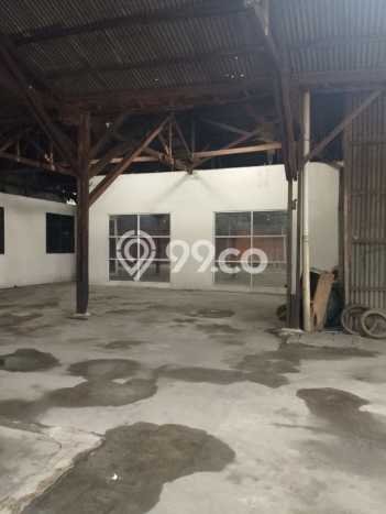 Jual Gudang Area Komersial di Pulo Gadung, Luas 800m2m², Jalan Utama Jual Gudang Area Komersial di Pulo Gadung, Luas 800m2m², Jalan Utama