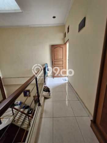 Hunian Elit LB 280m2 Siap Pakai Desain Elegan di Klender, Jakarta Timur Hunian Elit LB 280m2 Siap Pakai Desain Elegan di Klender, Jakarta Timur