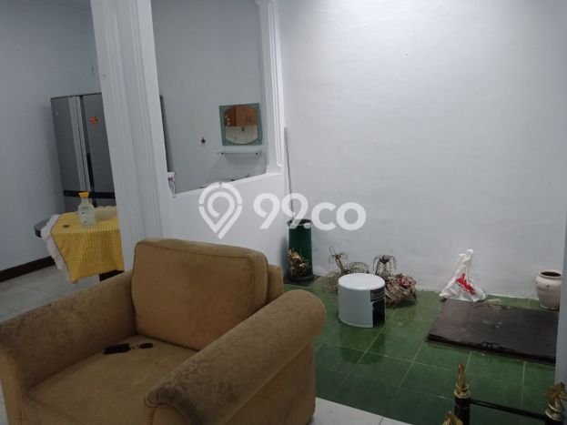 Rumah Luxury Modern Tanpa Renovasi di Rawamangun Jakarta Timur Rumah Luxury Modern Tanpa Renovasi di Rawamangun Jakarta Timur