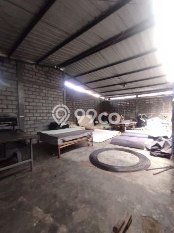 Area Ramai! Gudang Dijual di Margaasih untuk Bisnis Luas Bangunan 650m2 Area Ramai! Gudang Dijual di Margaasih untuk Bisnis Luas Bangunan 650m2