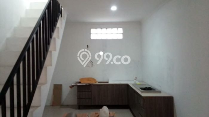 Ruko Dijual di Bandung LT 220m2 & LB 596m2 Lokasi Terbaik! Ruko Dijual di Bandung LT 220m2 & LB 596m2 Lokasi Terbaik!