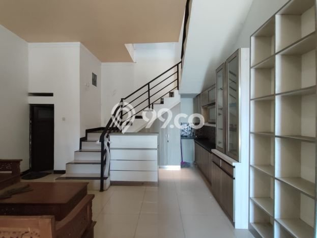 Ruko Bagus Dijual LB 130m2 Lokasi Strategis Bandung Area Cocok untuk Bisnis Ruko Bagus Dijual LB 130m2 Lokasi Strategis Bandung Area Cocok untuk Bisnis