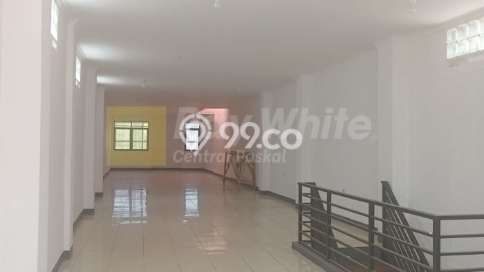 Ruko Disewa di Bandung dengan LB 525m2 Area Komersial Ramai Ruko Disewa di Bandung dengan LB 525m2 Area Komersial Ramai