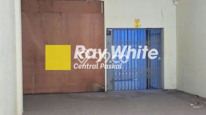 Ruko Bagus Dijual LB 756m2 Lokasi Strategis Bandung Area Cocok untuk Berbisnis Ruko Bagus Dijual LB 756m2 Lokasi Strategis Bandung Area Cocok untuk Berbisnis