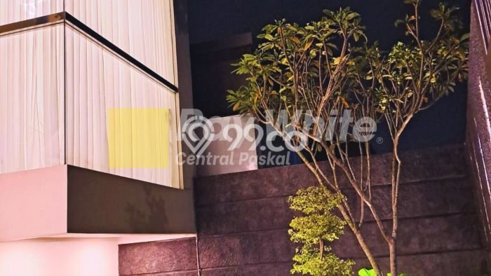 Rumah Mewah Siap Huni LT 286m2 di Sukasari, Bandung Rumah Mewah Siap Huni LT 286m2 di Sukasari, Bandung