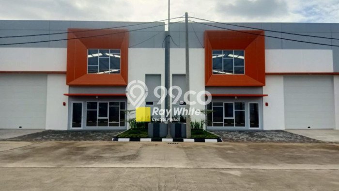 Jual Gudang Kawasan Strategis Kawasan , Luas 540m2m², Jalan Raya Jual Gudang Kawasan Strategis Kawasan , Luas 540m2m², Jalan Raya