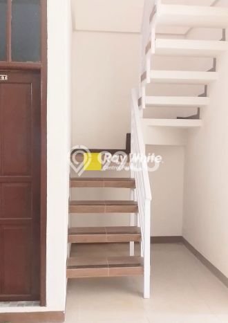 Ruko Area Niaga di Surya Sumantri, Luas 190m², Siap Operasi Ruko Area Niaga di Surya Sumantri, Luas 190m², Siap Operasi
