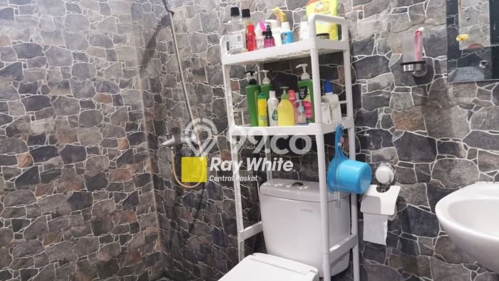 Dijual Rumah 3 Kamar Lokasi Strategis Bagus dan Strategis di Regol Dijual Rumah 3 Kamar Lokasi Strategis Bagus dan Strategis di Regol