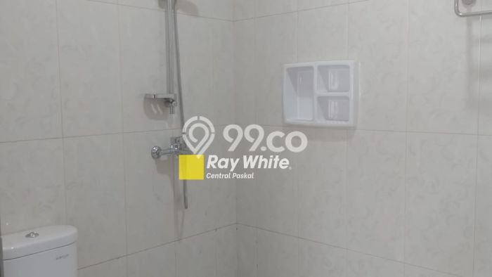 Ruko Dijual di Bandung LT 340m2 & LB 400m2 Lokasi Terbaik! Ruko Dijual di Bandung LT 340m2 & LB 400m2 Lokasi Terbaik!