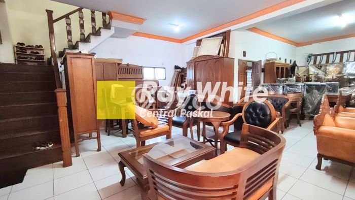 Rumah Eksklusif Siap Huni LT 414m2 di Cimahi Tengah, Cimahi Rumah Eksklusif Siap Huni LT 414m2 di Cimahi Tengah, Cimahi