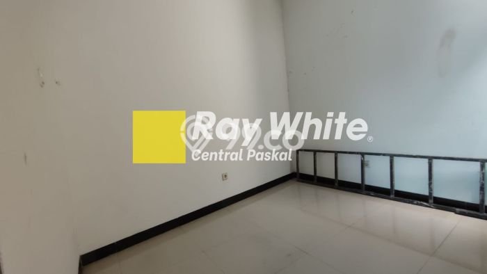 Unit Ruko Strategis di Cimahi Tengah, Cimahi Potensi Cuan Besar Unit Ruko Strategis di Cimahi Tengah, Cimahi Potensi Cuan Besar