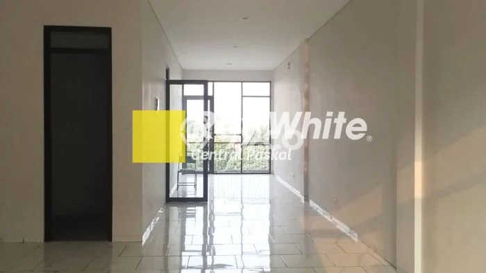 Unit Ruko Dijual di Bandung LT 632m2 & LB 955m2 Unit Ruko Dijual di Bandung LT 632m2 & LB 955m2