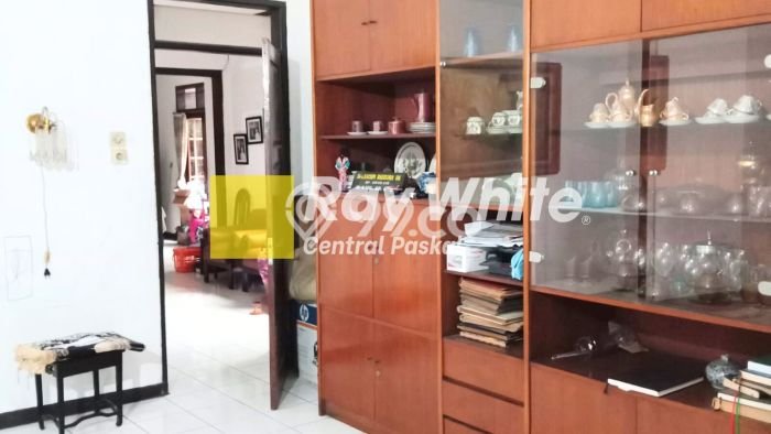 Jual Rumah Luas Megah Dengan View Eksklusif di Tegalega, Bandung Jual Rumah Luas Megah Dengan View Eksklusif di Tegalega, Bandung