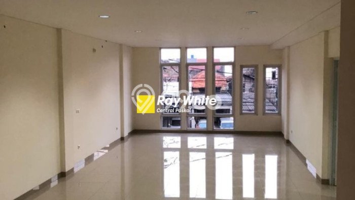 Paling Diincar! Ruko Dijual di Moch Toha Harga Kompetitif Paling Diincar! Ruko Dijual di Moch Toha Harga Kompetitif
