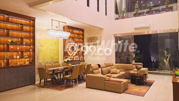 Rumah Mewah Siap Huni LT 286m2 di Sukasari, Bandung Rumah Mewah Siap Huni LT 286m2 di Sukasari, Bandung