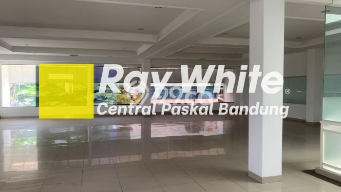 Unit Komersial Disewakan di Bandung Kawasan Strategis Harga Kompetitif Unit Komersial Disewakan di Bandung Kawasan Strategis Harga Kompetitif