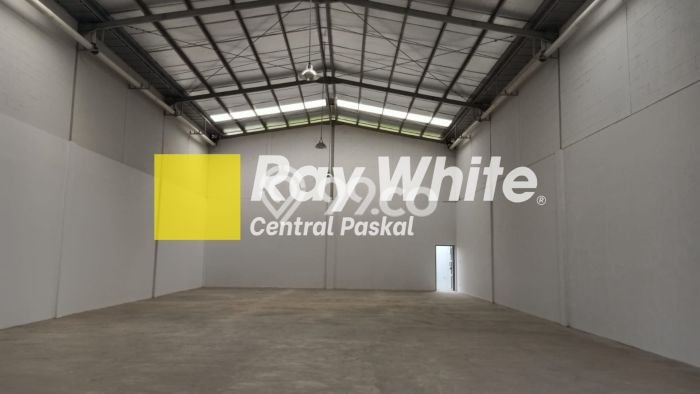Gudang untuk Disewa di Pusat Bandung Luas Bangunan 162m2 Gudang untuk Disewa di Pusat Bandung Luas Bangunan 162m2