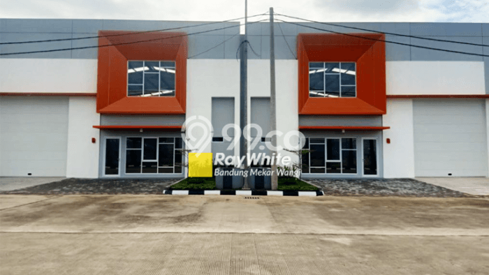 Untuk Dijual! Gudang di Padalarang Bandung LT 810m2 / LB 540m2 Kawasan Bisnis Untuk Dijual! Gudang di Padalarang Bandung LT 810m2 / LB 540m2 Kawasan Bisnis
