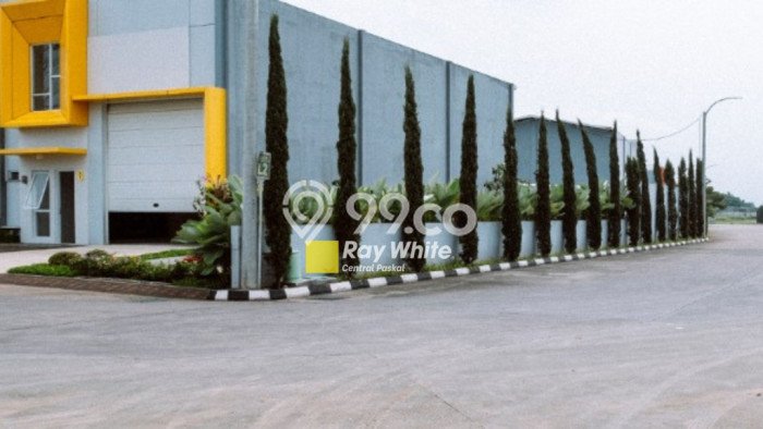 Unit Gudang Dijual di Bandung LT 225m2 & LB 108m2 Unit Gudang Dijual di Bandung LT 225m2 & LB 108m2