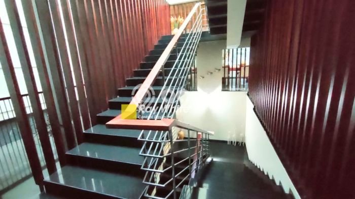 Dijual Rumah Luas Elegan Dengan View Eksklusif di Setra Duta, Bandung Dijual Rumah Luas Elegan Dengan View Eksklusif di Setra Duta, Bandung