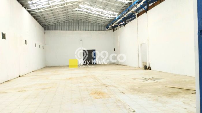 Unit Gudang Dijual di Bandung LT 1410m2 & LB 1000m2 Unit Gudang Dijual di Bandung LT 1410m2 & LB 1000m2