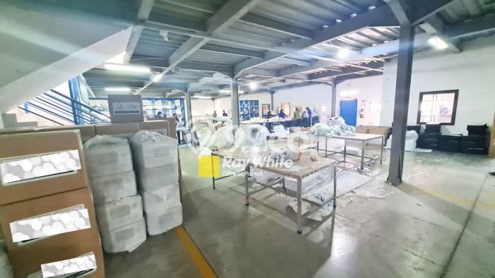 Gudang Dijual di Bandung LT 4140m2 & LB 4000m2 Lokasi Terbaik! Gudang Dijual di Bandung LT 4140m2 & LB 4000m2 Lokasi Terbaik!