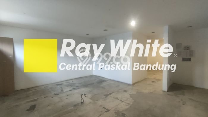 Pilihan Terbaik! Rumah Modern Disewakan di Area Bandung Pilihan Terbaik! Rumah Modern Disewakan di Area Bandung