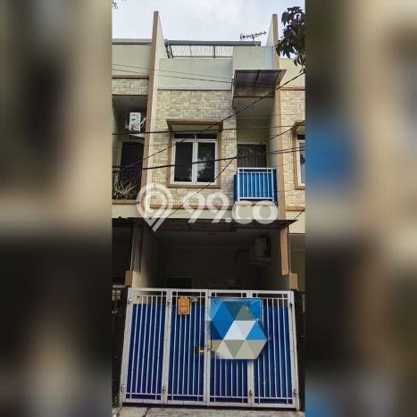 Jual Rumah Eksklusif 4 KT di Tanjung Duren, Jakarta Barat Jual Rumah Eksklusif 4 KT di Tanjung Duren, Jakarta Barat