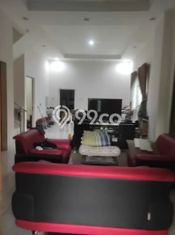 Siap Huni Hunian Elit 6 Kamar di Kebon Jeruk Dekat ke Mana Saja Siap Huni Hunian Elit 6 Kamar di Kebon Jeruk Dekat ke Mana Saja