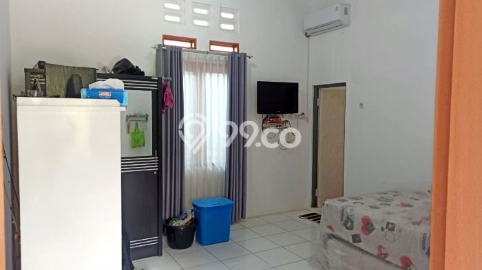 For Sale Rumah 3 Kamar Lokasi Ideal Bagus dan Strategis di Cibatu For Sale Rumah 3 Kamar Lokasi Ideal Bagus dan Strategis di Cibatu