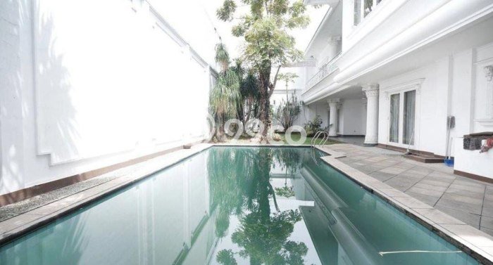 Rumah di Kebayoran Baru, 5 KT, Lingkungan Premium, Luas 688m2m² LB 758m2m² Rumah di Kebayoran Baru, 5 KT, Lingkungan Premium, Luas 688m2m² LB 758m2m²