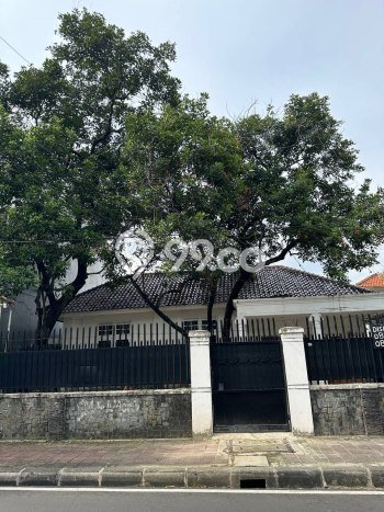 Rumah di Menteng, Area Strategis, 7 KT Rumah di Menteng, Area Strategis, 7 KT