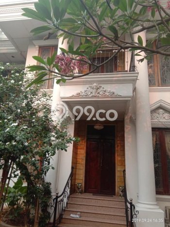 Disewakan Segera Rumah Kondisi Bagus di Kawasan Menteng, Jakarta Pusat Disewakan Segera Rumah Kondisi Bagus di Kawasan Menteng, Jakarta Pusat