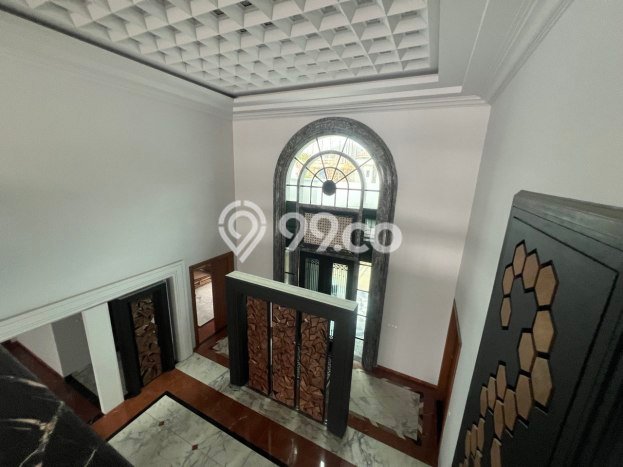 Dijual Rumah Mewah Elegan Dengan View Eksklusif di Pondok Indah, Jakarta Selatan Dijual Rumah Mewah Elegan Dengan View Eksklusif di Pondok Indah, Jakarta Selatan