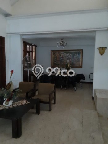 Dijual Rumah Premium dengan Fasilitas Sekitar Lengkap di Menteng, Jakarta Pusat Dijual Rumah Premium dengan Fasilitas Sekitar Lengkap di Menteng, Jakarta Pusat