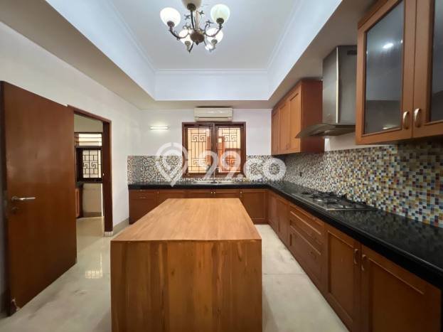 Rumah Modern Dikontrakkan di Menteng Jakarta Pusat Lokasi Sangat Strategis Rumah Modern Dikontrakkan di Menteng Jakarta Pusat Lokasi Sangat Strategis