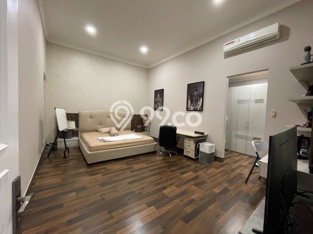 Dijual Rumah Premium dengan Fasilitas Sekitar Komplit di Menteng, Jakarta Pusat Dijual Rumah Premium dengan Fasilitas Sekitar Komplit di Menteng, Jakarta Pusat