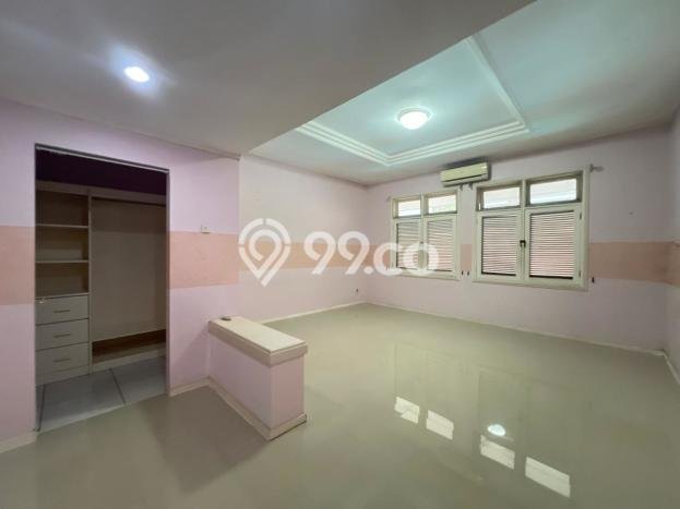 Dijual Hunian Mewah dengan Fasilitas Sekitar Lengkap di Menteng, Jakarta Pusat Dijual Hunian Mewah dengan Fasilitas Sekitar Lengkap di Menteng, Jakarta Pusat