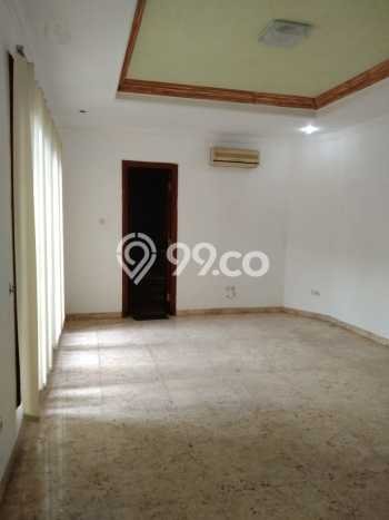 LOKASI PREMIUM! Rumah di Menteng, 7 KT, Area Tenang, LT 330m2m² Bangunan 500m2m² LOKASI PREMIUM! Rumah di Menteng, 7 KT, Area Tenang, LT 330m2m² Bangunan 500m2m²