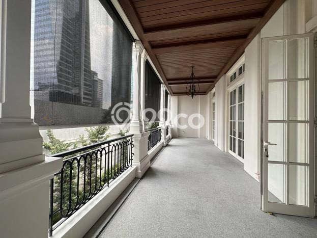 Jual Rumah Mewah Elegan Dengan View Cantik di Mega Kuningan, Jakarta Selatan Jual Rumah Mewah Elegan Dengan View Cantik di Mega Kuningan, Jakarta Selatan