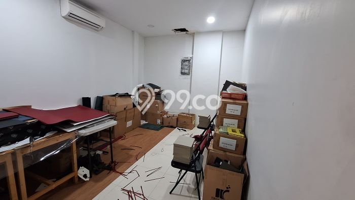 Hunian Modern Disewakan 3 Kamar di Kebayoran Baru Bisa Nego Hunian Modern Disewakan 3 Kamar di Kebayoran Baru Bisa Nego